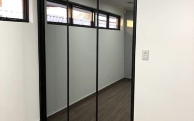 Hinged vs Sliding Wardrobe Doors: Which One to Choose?